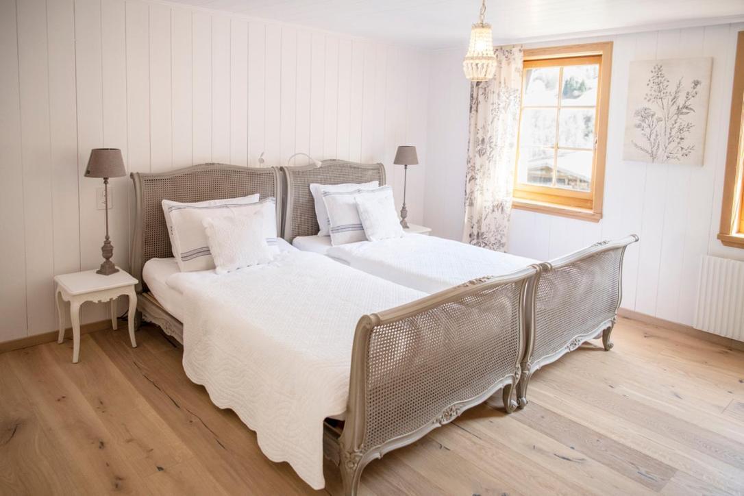 Casa Pasch - Boutique Bed And Breakfast In Cumpadials Sumvitg Экстерьер фото